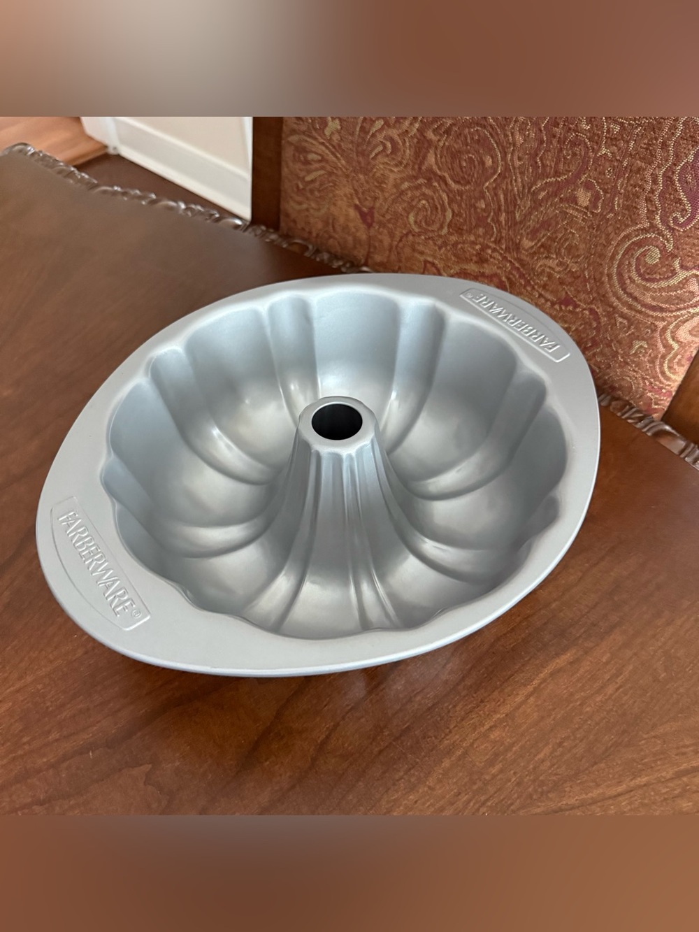 Farberware Silver Bundt Cake Pan - Nonstick 10” Fluted Baking Mold
